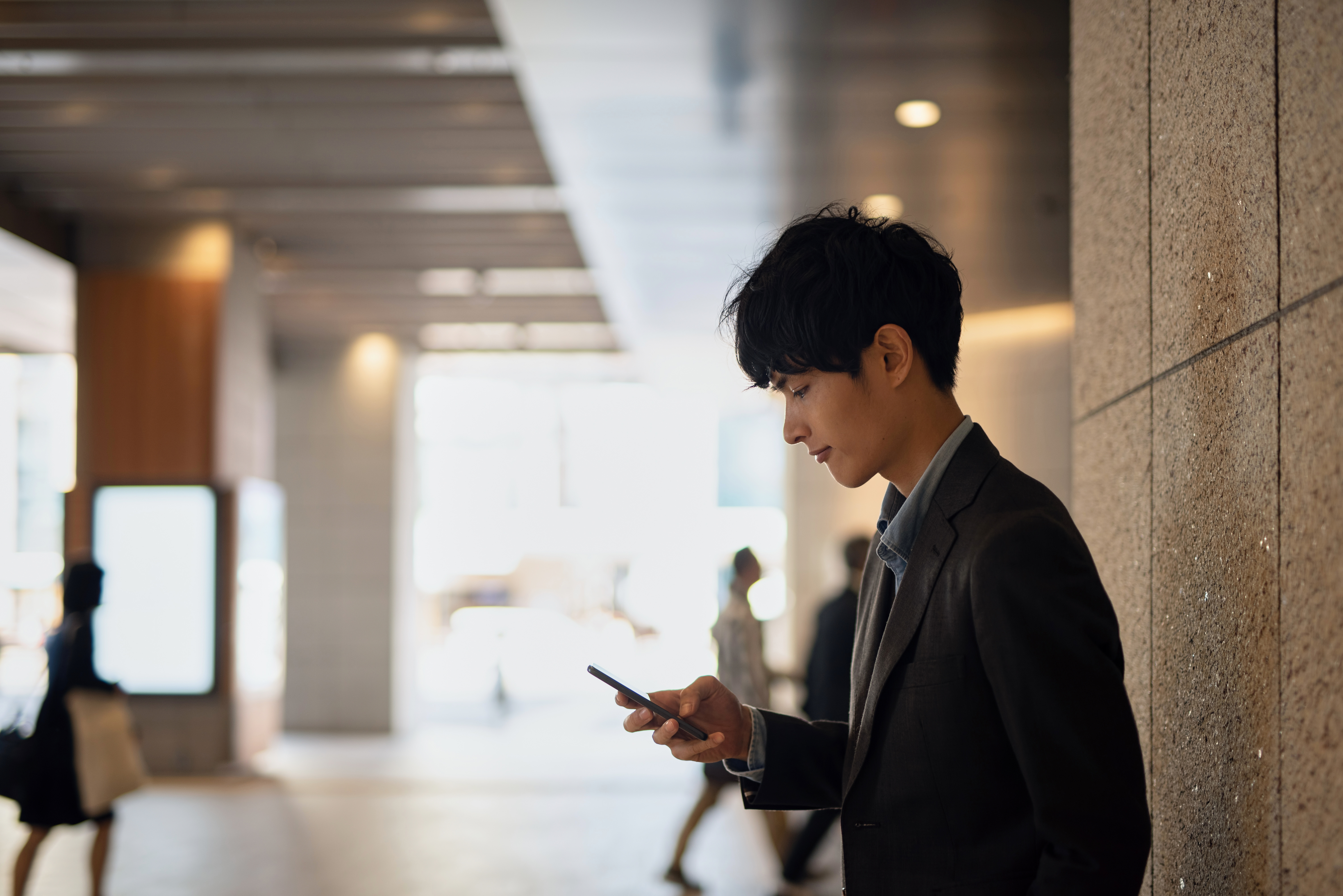 employee-with-his-phone